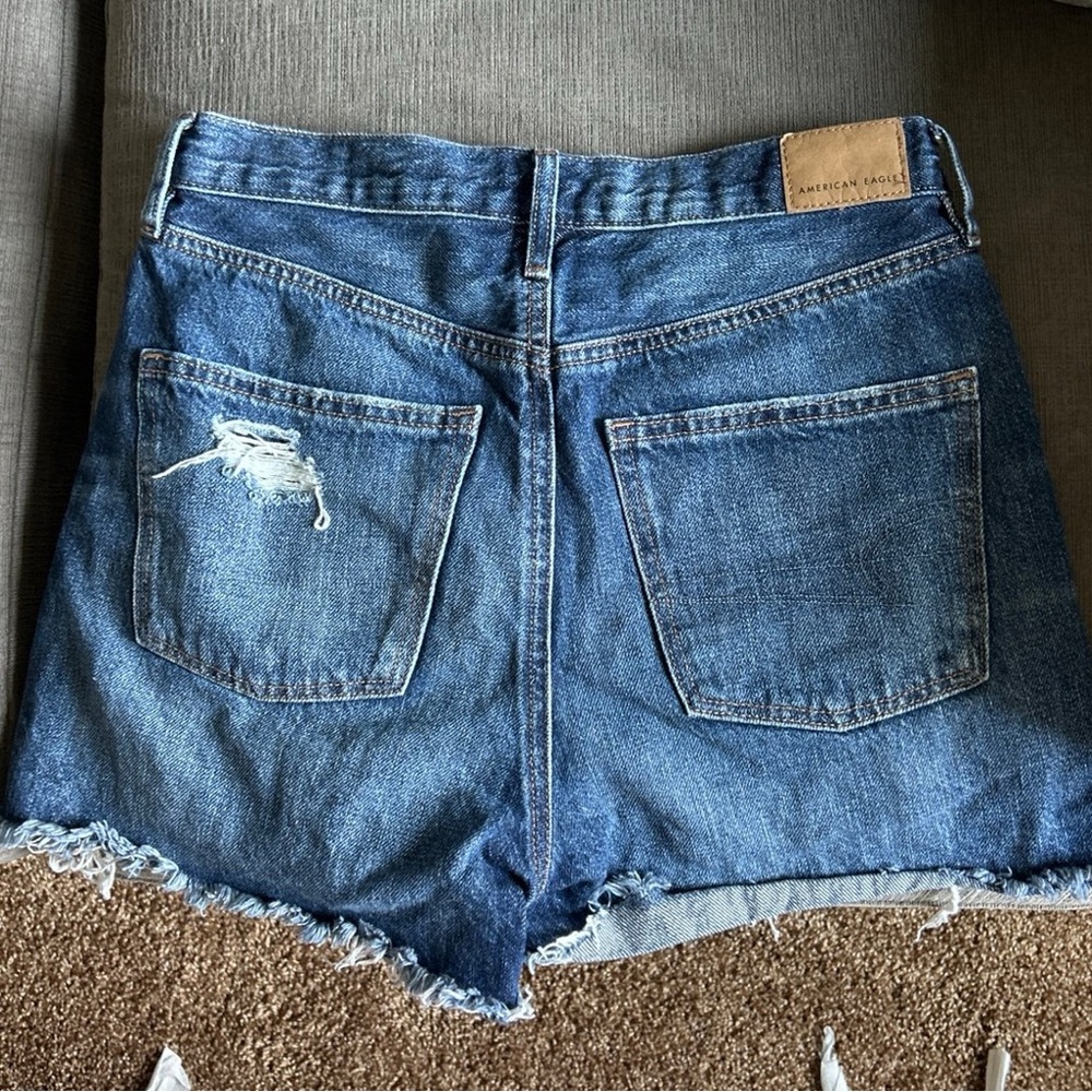 American Eagle Denim Shorts - Picture 3 of 4